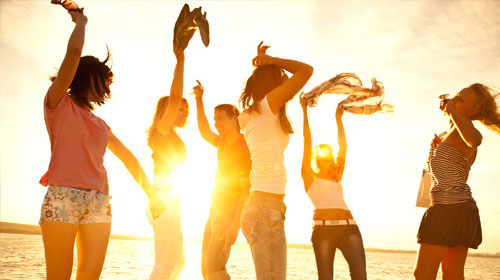 尼克斯队主教练换帅，球队成绩稳步上升